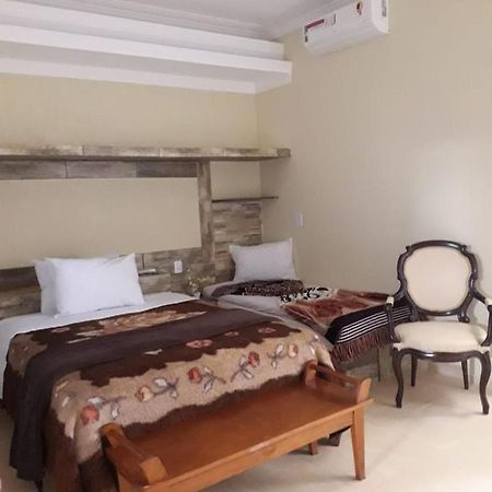 Hotel Avenida Pardinho Esterno foto